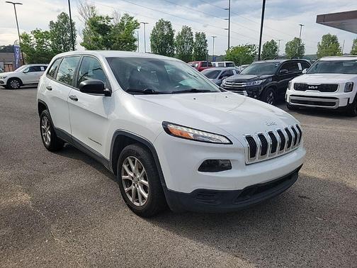 Bright White Clearcoat 2017 Jeep Cherokee Sport