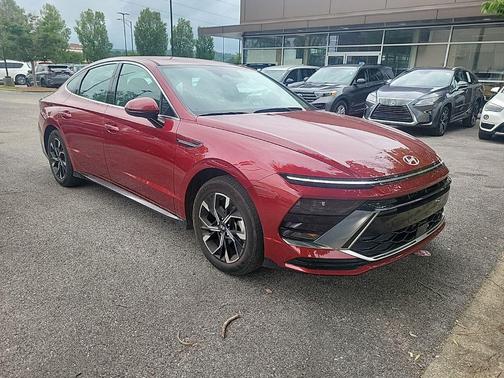 Ultimate red 2025 Hyundai SONATA SEL