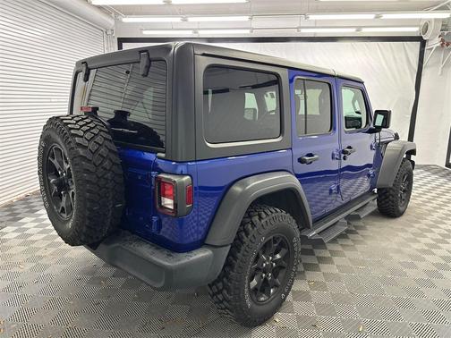 2020 Jeep Wrangler Unlimited Willys 4X4