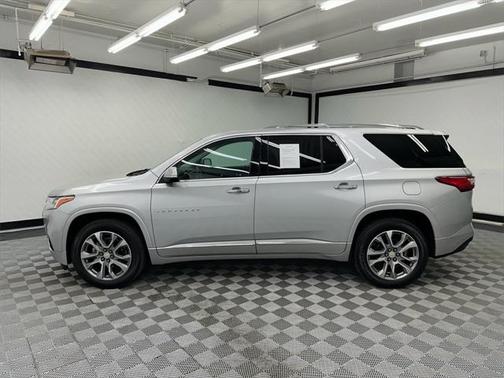 2021 Chevrolet Traverse Premier