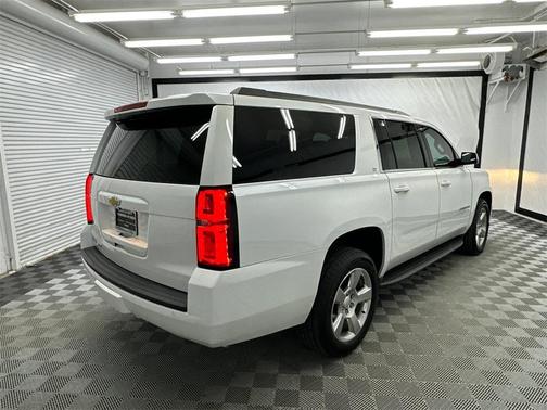 2016 Chevrolet Suburban LT