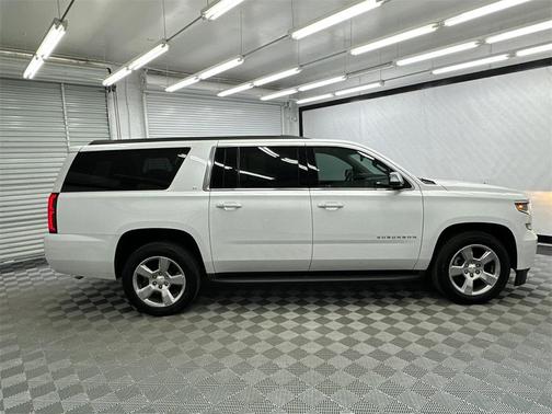2016 Chevrolet Suburban LT