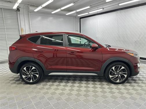 2020 Hyundai TUCSON Sport