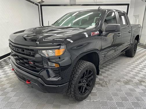 2022 Chevrolet Silverado 1500 Custom Trail Boss
