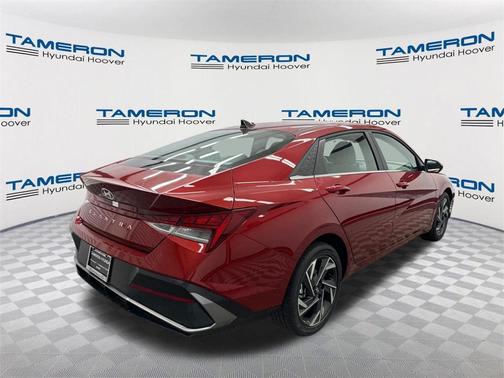 2025 Hyundai ELANTRA SEL