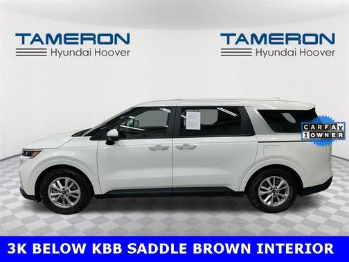 2023 Kia Carnival LX