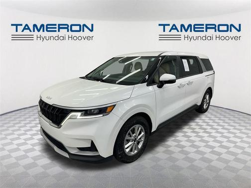 2023 Kia Carnival LX