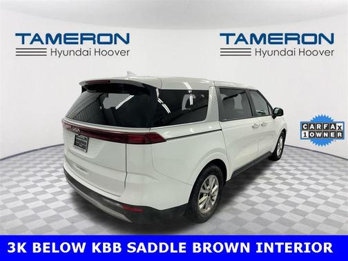 2023 Kia Carnival LX