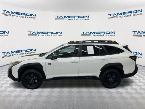 Crystal White Pearl 2022 Subaru Outback Wilderness