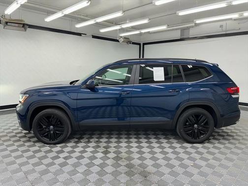 2022 Volkswagen Atlas 2.0T SE w/Technology