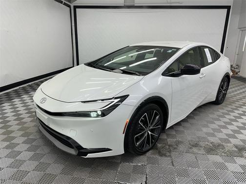 2023 Toyota Prius XLE