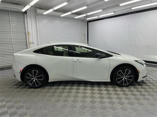 2023 Toyota Prius XLE