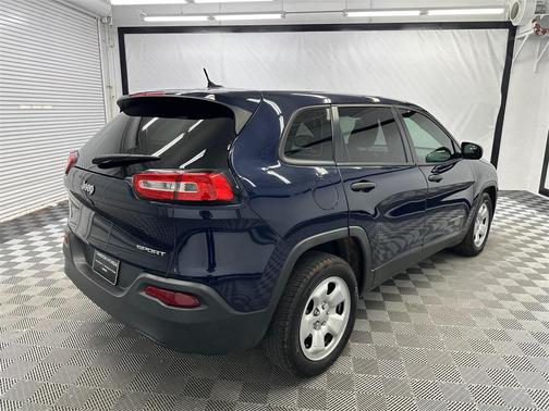 2014 Jeep Cherokee Sport