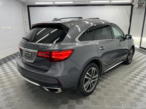 2017 Acura MDX 3.5L w/Advance Package