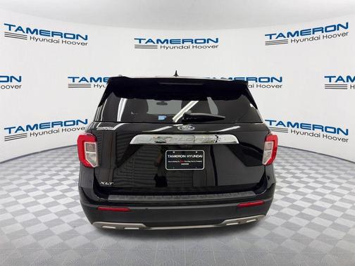 AGATE BLACK METALLIC 2022 Ford Explorer XLT