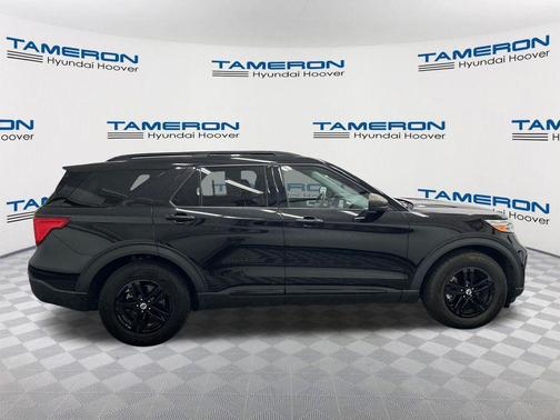 AGATE BLACK METALLIC 2022 Ford Explorer XLT