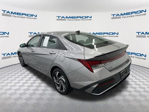 Fluid Metal 2025 Hyundai ELANTRA HEV SEL Sport
