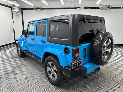 2017 Jeep Wrangler Unlimited Sahara