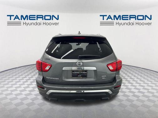 2020 Nissan Pathfinder SL 4WD