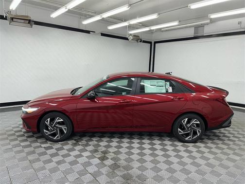 2025 Hyundai ELANTRA Sport