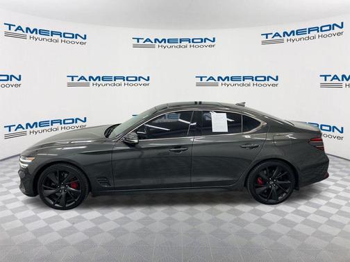 Makalu Gray 2023 Genesis G70 3.3T RWD
