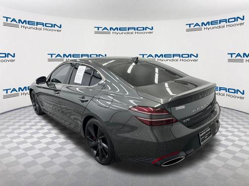Makalu Gray 2023 Genesis G70 3.3T RWD