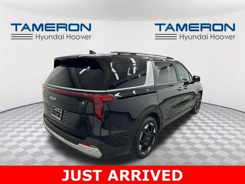 2025 Kia Carnival EX