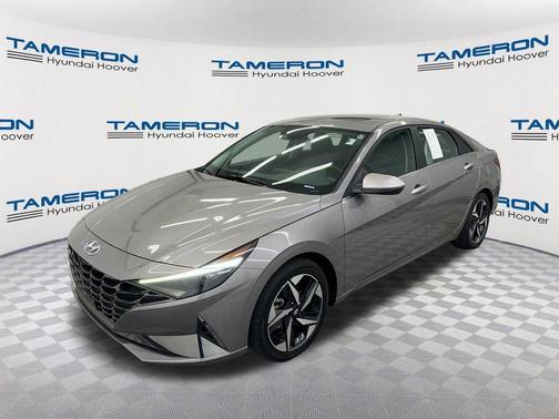 Fluid Metal 2023 Hyundai ELANTRA HEV Limited