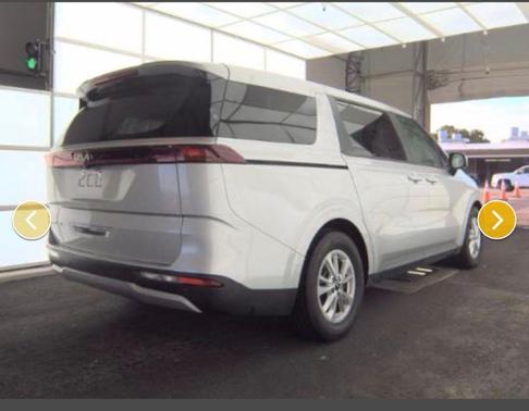Silky Silver 2022 Kia Carnival LXS