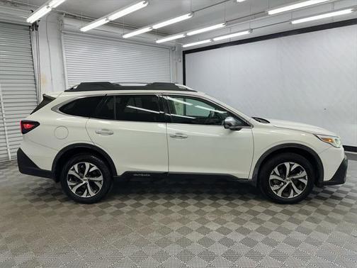 2020 Subaru Outback Touring XT