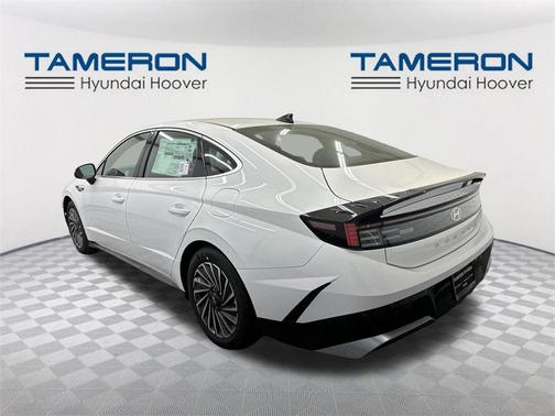 2025 Hyundai SONATA Hybrid SE