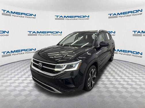 Deep Black Pearl 2023 Volkswagen Taos 1.5T SEL