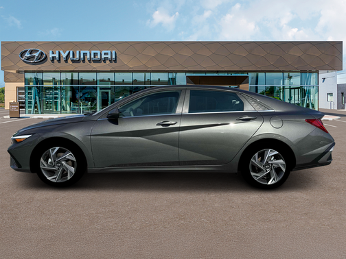 2025 Hyundai ELANTRA SEL