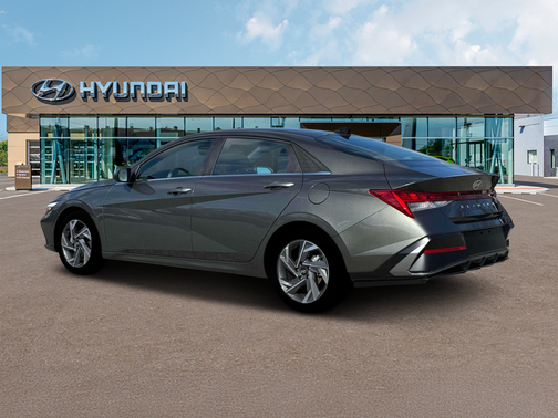 2025 Hyundai ELANTRA SEL