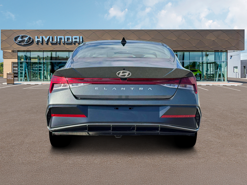 2025 Hyundai ELANTRA SEL