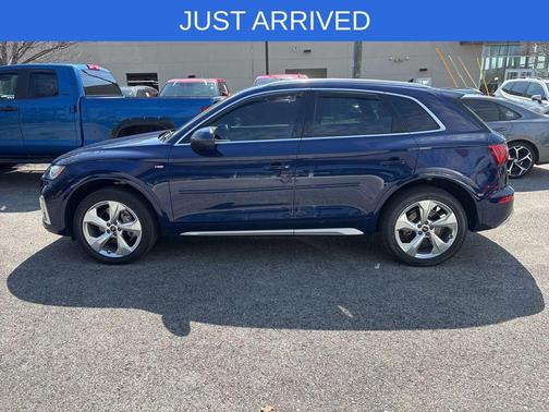 2023 Audi Q5 45 S line Premium Plus