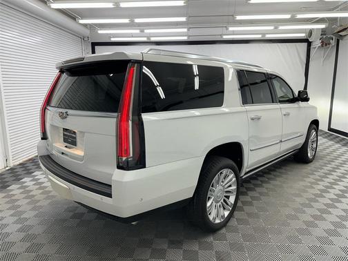 2019 Cadillac Escalade ESV Platinum