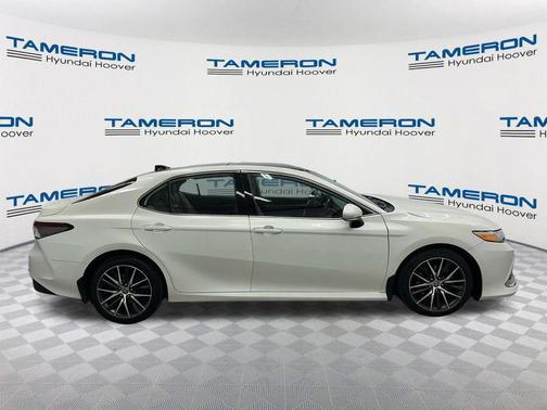 Wind Chill Pearl 2024 Toyota Camry XLE
