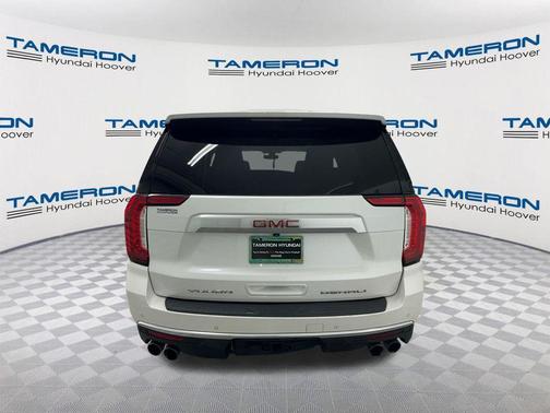White Frost Tricoat 2021 GMC Yukon XL Denali