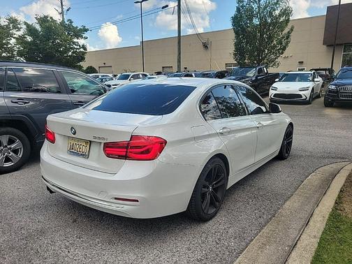 White Metallic 2018 BMW 330 330i