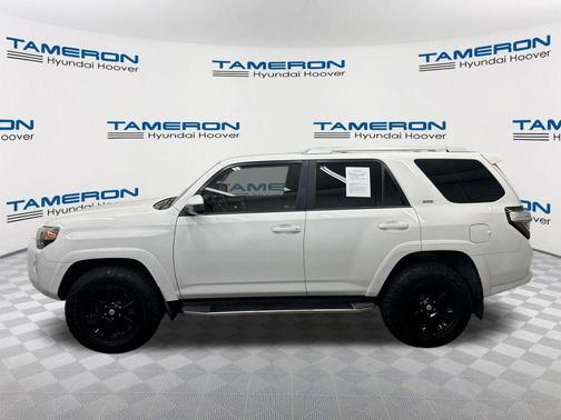 Super White 2018 Toyota 4Runner SR5