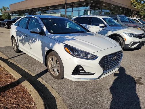 Quartz White Pearl 2018 Hyundai SONATA SEL