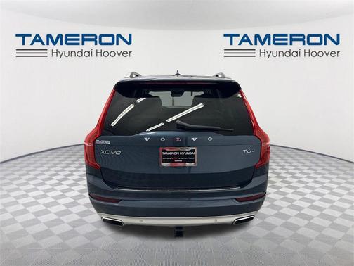 2019 Volvo XC90 T6 Momentum