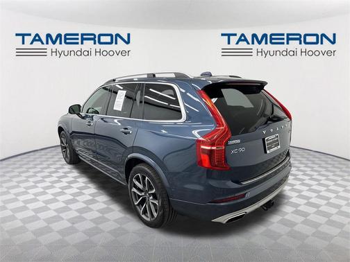 2019 Volvo XC90 T6 Momentum