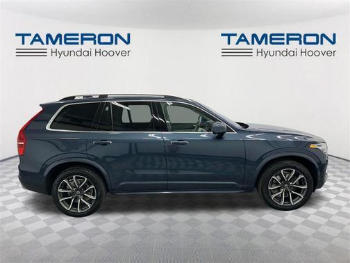 2019 Volvo XC90 T6 Momentum