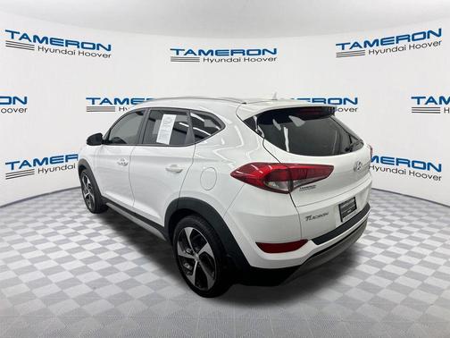 Dazzling White 2018 Hyundai TUCSON Sport