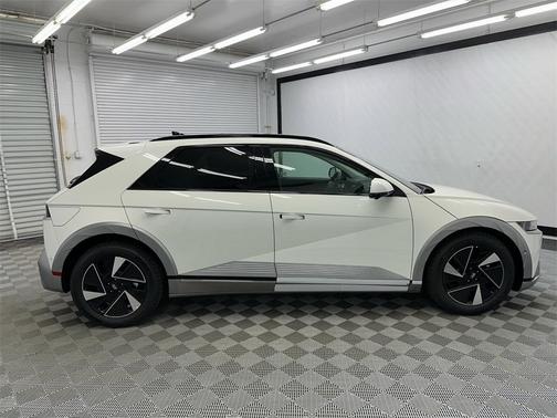 2025 Hyundai IONIQ 5 Limited