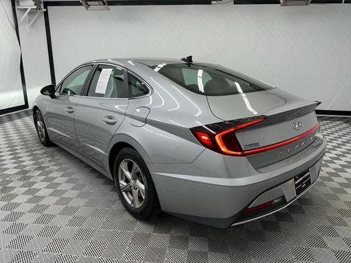 2021 Hyundai SONATA SE