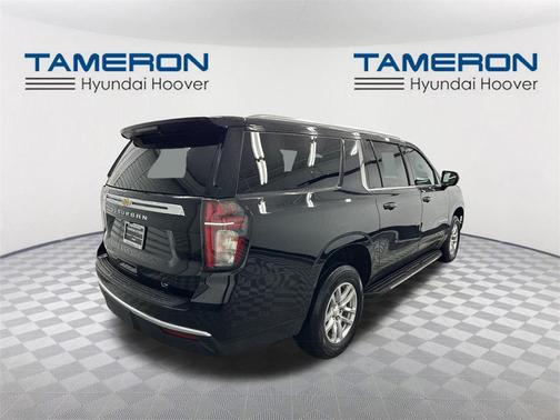 2023 Chevrolet Suburban LT