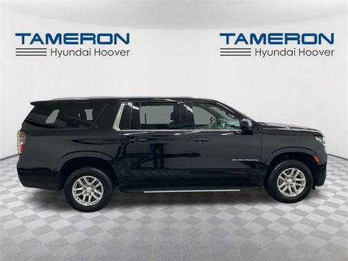 2023 Chevrolet Suburban LT